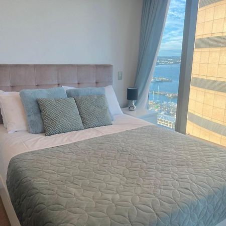 Magnificent Harbour View Skytower View Apartment In Cbd Auckland Ngoại thất bức ảnh