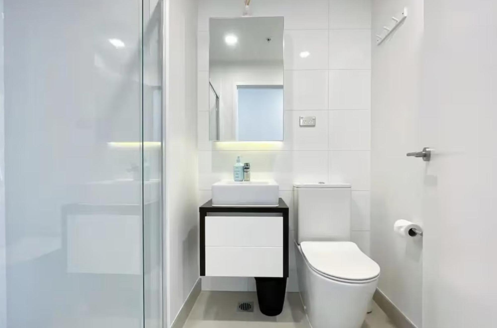 Magnificent Harbour View Skytower View Apartment In Cbd Auckland Ngoại thất bức ảnh