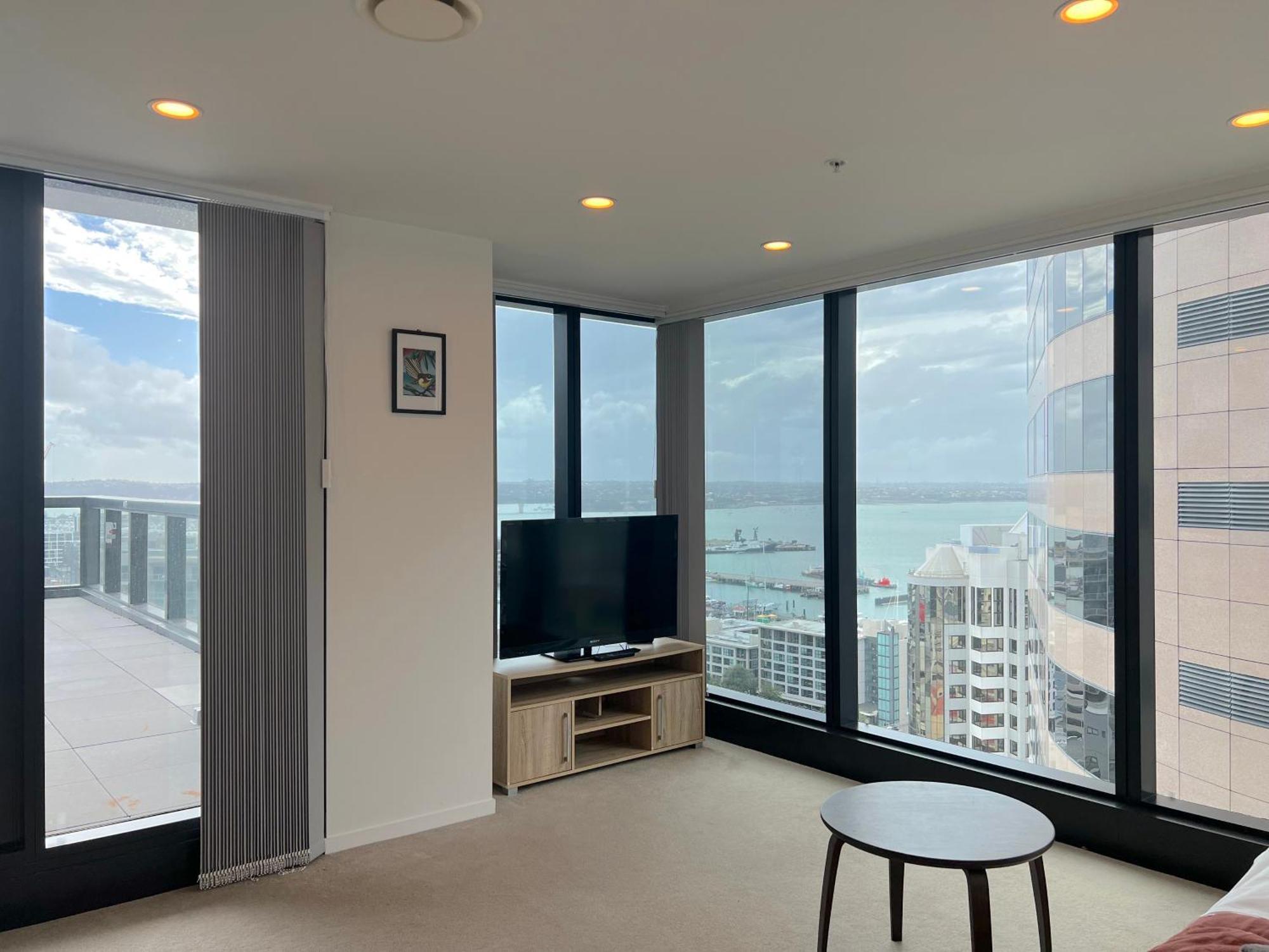 Magnificent Harbour View Skytower View Apartment In Cbd Auckland Ngoại thất bức ảnh