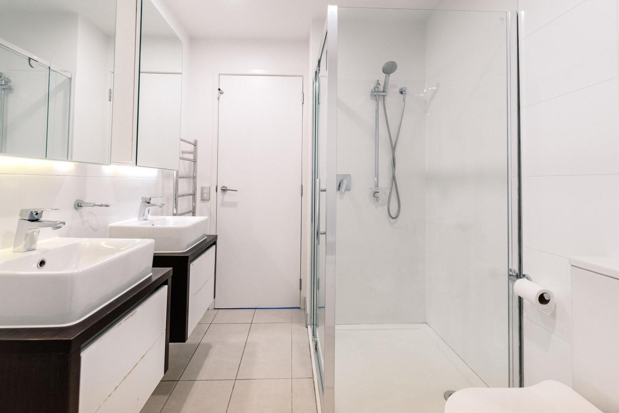 Magnificent Harbour View Skytower View Apartment In Cbd Auckland Ngoại thất bức ảnh